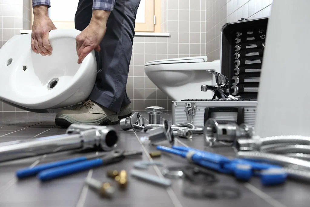 Professional bathroom plumbing repair in Folsom